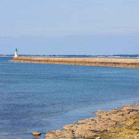 Port Lin Proche Ocean アパート